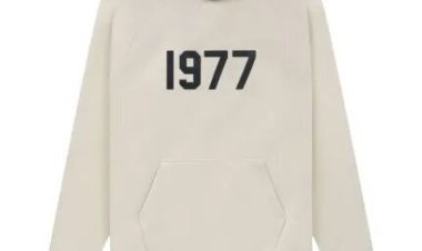 The Essentials Hoodie: A Versatile and Timeless Wardrobe Staple