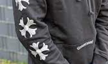 The Rise of Chrome Hearts in Luxury Fashion 2025