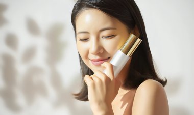 Japanese vs Korean Skin Care Routine: Which Routine’s Best for You?