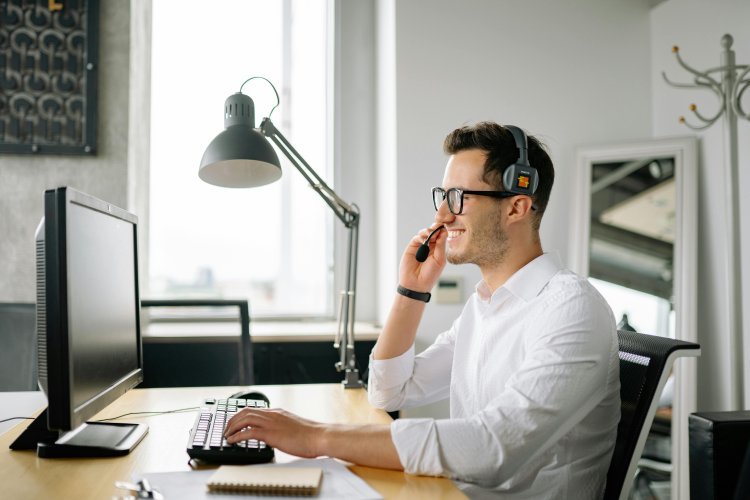 Contact Netflix technical support number Australia: +61 1800 868 603