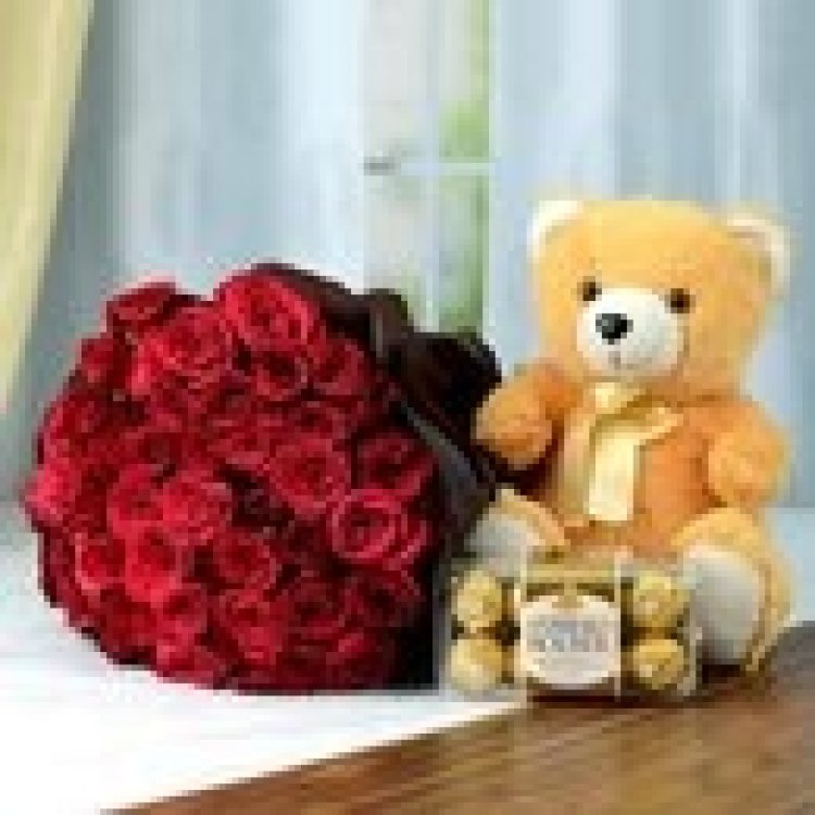 10 Meaningful 10th Anniversary Gifts That Show a Decade of Love and Commitment