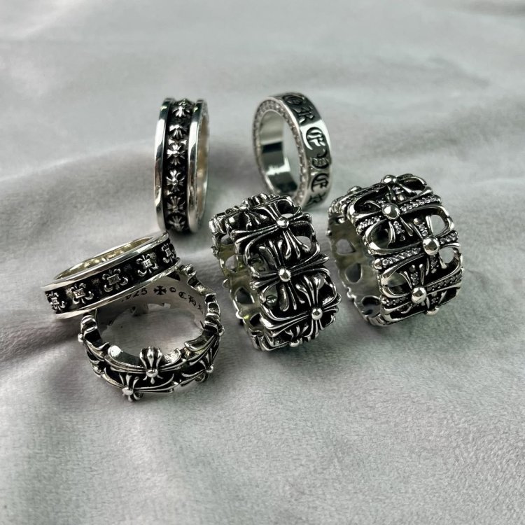 The Chrome Hearts Dog Tag Ring: A Unique Twist on a Classic