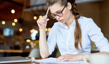 How You Use Critical Thinking in Assignment Writing to Strengthen Analysis?