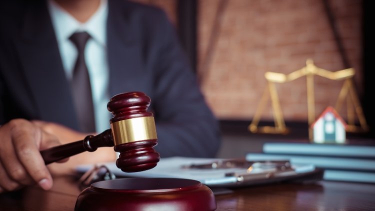 The Role of a Lawyer in Dhaka in Drafting Legal Agreements